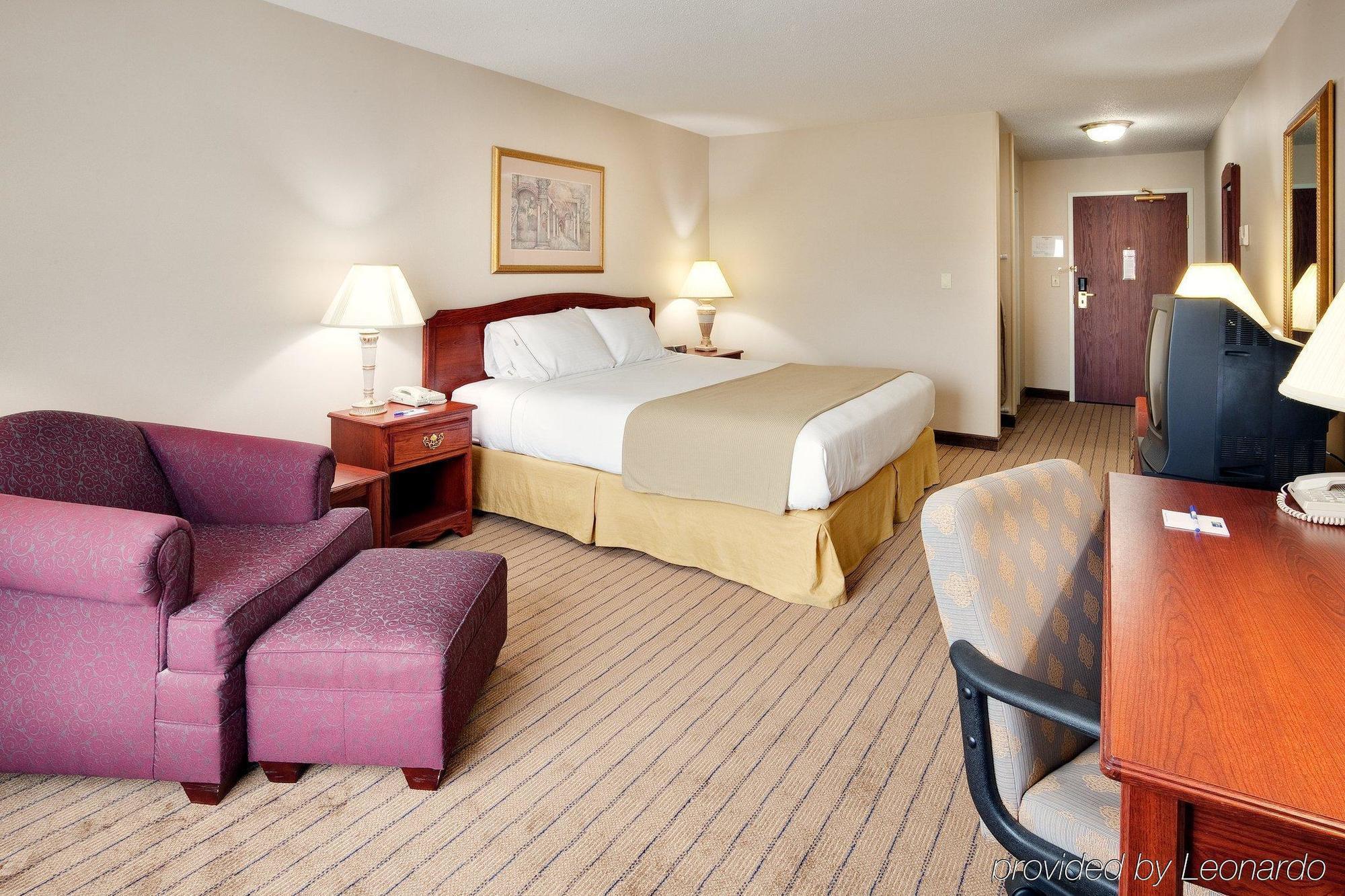רוצ'סטר Holiday Inn Express Irondequoit By Ihg מראה חיצוני תמונה